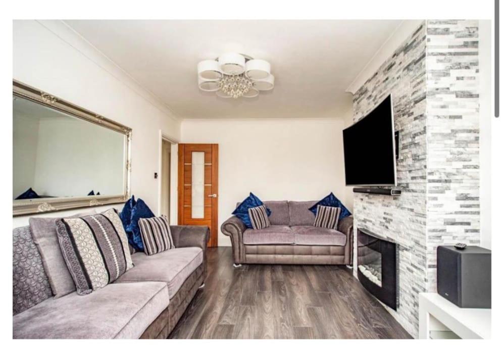 2 Bed - Walking Distance To Harry Potter Studio Watford (Hertfordshire) Exterior foto
